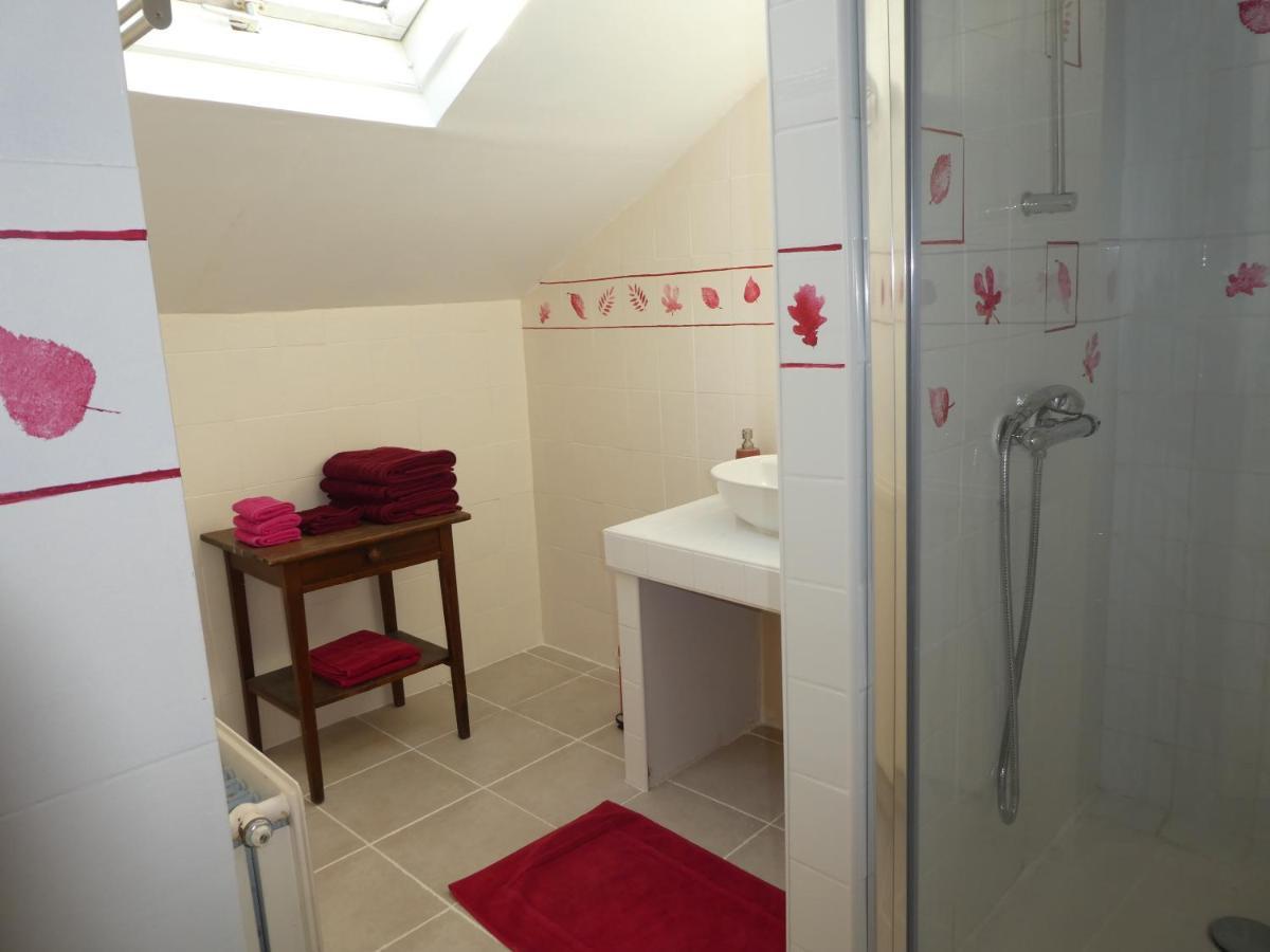Les Chambres Du Ladoux Sencenac-Puy-de-Fourches Eksteriør billede